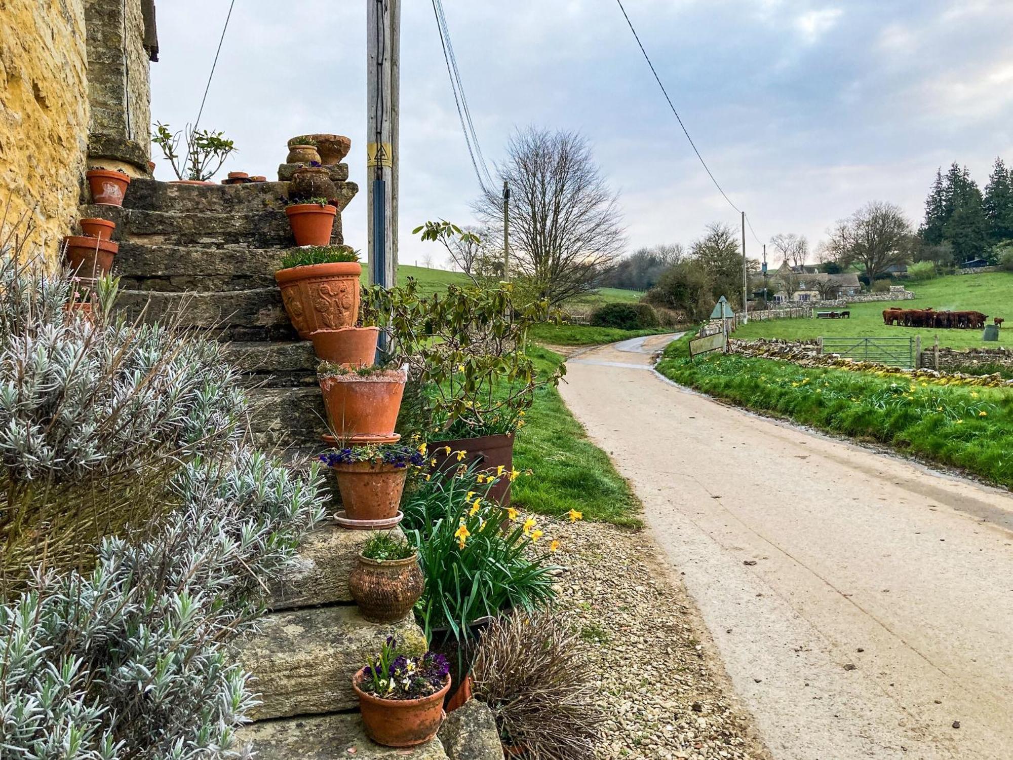 Flowers Barn Villa Daglingworth Esterno foto